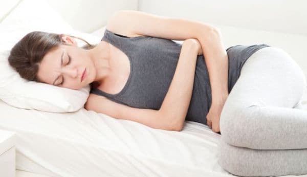 Ai aceste simptome? Mare atenţie! E pancreatită acută