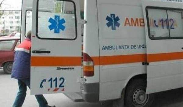 Angajata unui supermarket din Botoșani a ajuns la spital în urma unui accident de muncă