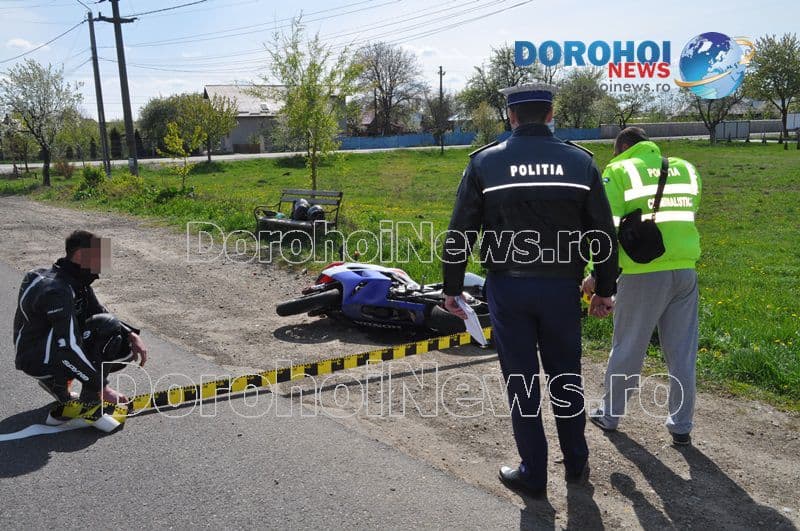 Tânăr motociclist ajuns la spital după ce s-a izbit într-o mașină pe drumul Dorohoi - Botoșani – FOTO
