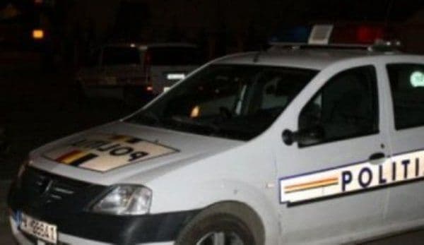 Bărbat din Vârfu Câmpului depistat în timp ce conducea un motoscuter neînregistrat și fără a deține permis de conducere