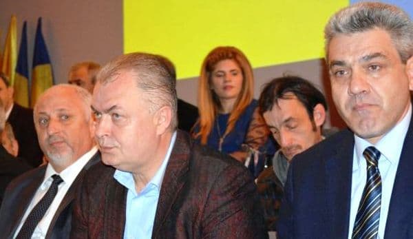 Un senator și un deputat se luptă astăzi, pentru cea mai importantă funcţie din PNL Botoșani
