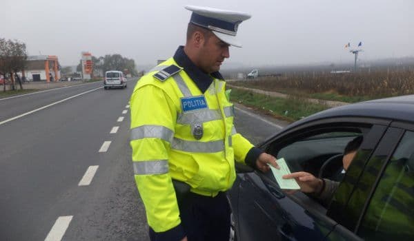 Tupeu sau inconștiență! S-a urcat la volan deși nu deține permis de conducere pentru nici o categorie