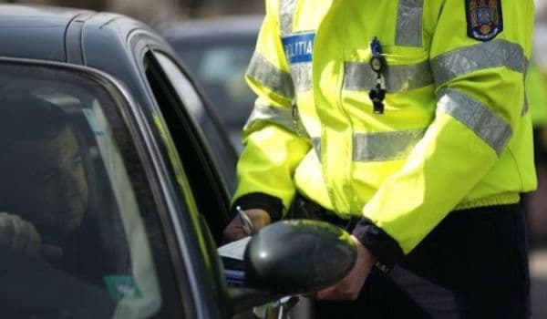 Anunţ de ultima oră a Poliţiei Rutiere. Zeci de şoferi au rămas fără permis sau au fost sancţionaţi în prima zi din luna MAI
