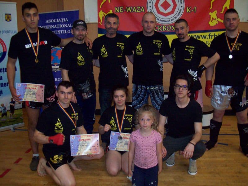 Premii importante obținute de echipa de kickboxing a clubului Black Tiger la Cupa României Budokai - FOTO