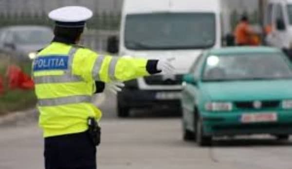 Produse de contrabandă depistate în urma unui control de rutină
