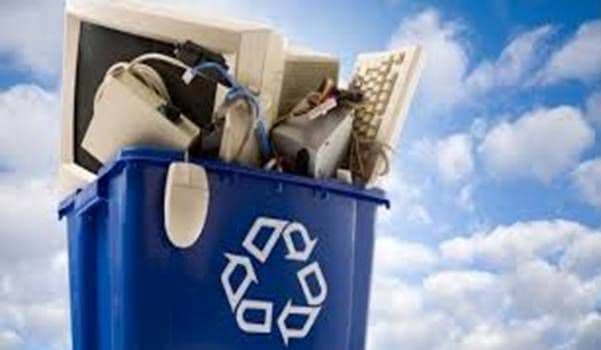 Patrula de reciclare a Liceului  „Regina Maria” Dorohoi te invită la reciclare!