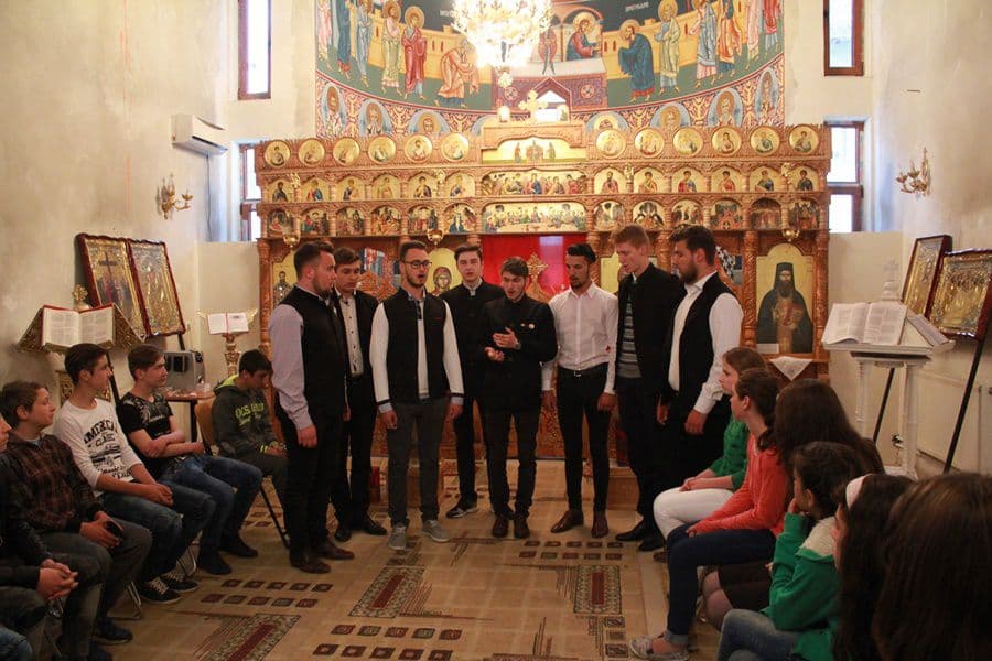 Săptămâna porților deschise la Seminarul Teologic „Sf. Ioan Iacob” Dorohoi - FOTO