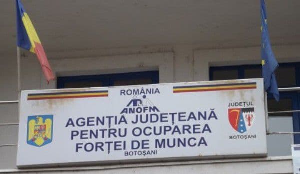 Absolvenții de liceu promoția 2017 așteptați la AJOFM Botoșani pentru înscriere în evidenţă