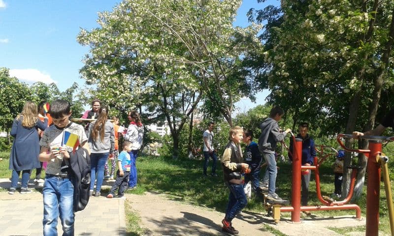 Proiect educațional de parteneriat Școala Profesională „Sf. Apostol Andrei” Smîrdan și Librăria Univers Dorohoi - FOTO