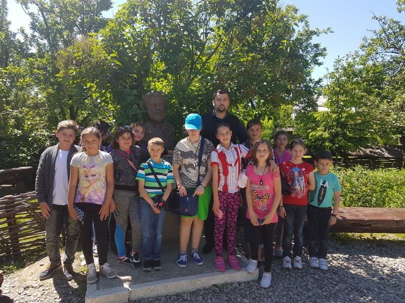 Petrecem împreună … „altfel” la Școala Gimnazială „Dimitrie Romanescu” - FOTO