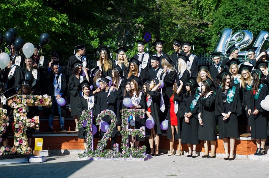 Curs festiv la Colegiul Național „Grigore Ghica”, Dorohoi - FOTO