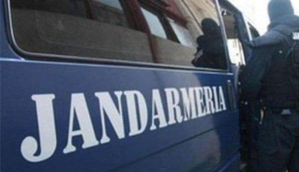 Lovit cu capul în figură pentru o presupusă jignire