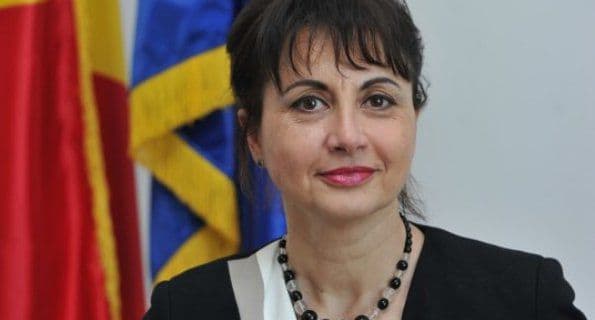 Tamara Ciofu: „Interpreți mimico-gestuali pentru emisiunile informative de la TV”