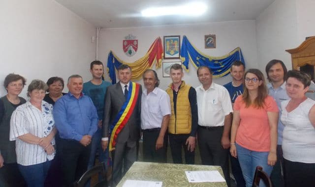 Ceremonie de depunere a jurământului pentru funcționari publici la Primăria comunei Ibănești - FOTO