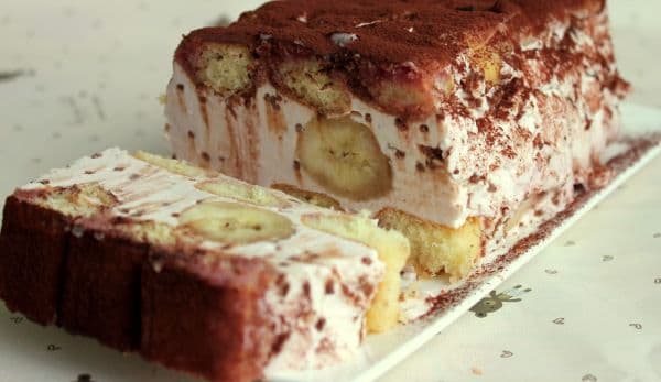 Tort de ciocolată și banane fără coacere