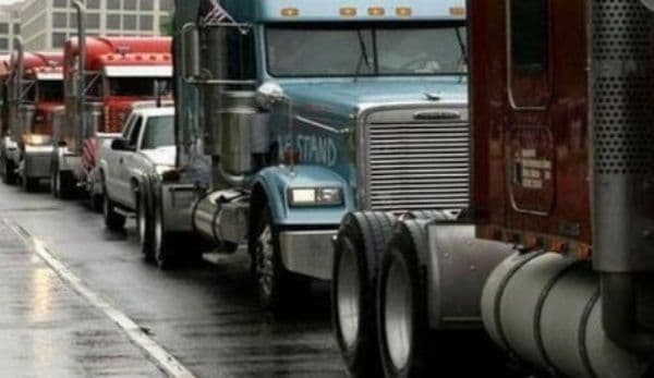 Italia, paralizată de greva transportatorilor