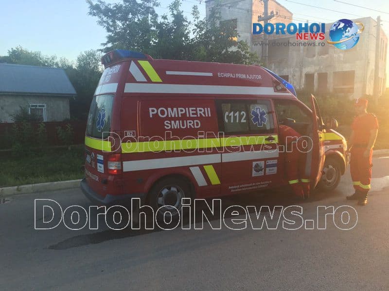 Intervenție a pompierilor pe strada Oborul Nou pentru scoaterea unui bărbat din Pârâul Dorohoi - FOTO