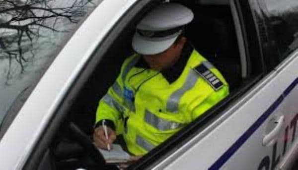 Cercetat pentru conducerea unui autovehicul neînmatriculat