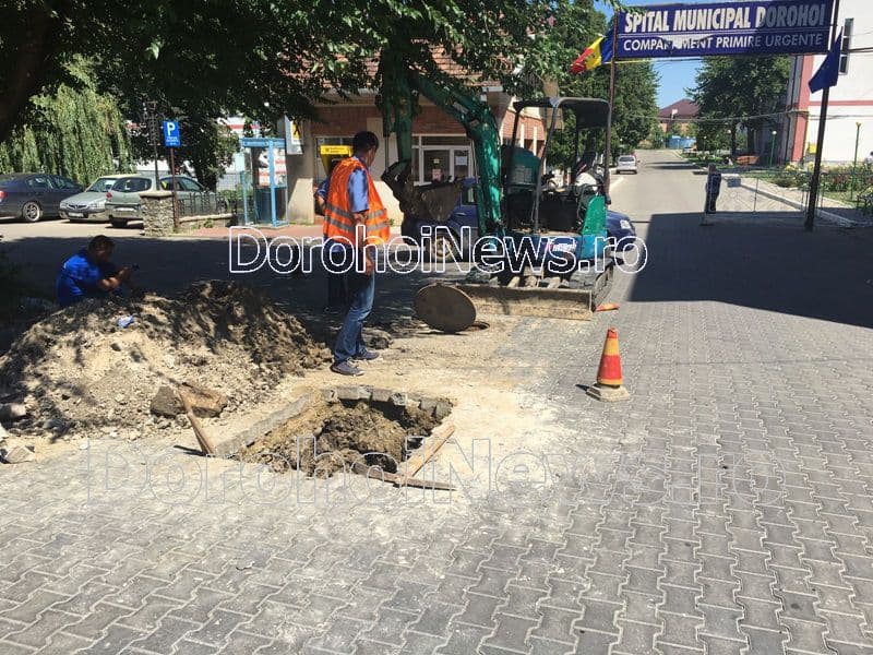 Avarie la conducta de apă pe Bulevardul Victoriei din Dorohoi. Vezi unde se oprește apa!