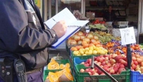 Amenzi de peste 60 mii lei aplicate de polițiștii botoșăneni în urma controalelor pentru prevenirea comerţului ilegal