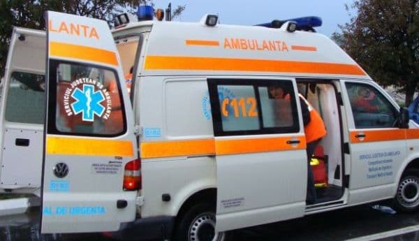 Accident! A încercat să evite o vacă, dar a ajuns la spital!