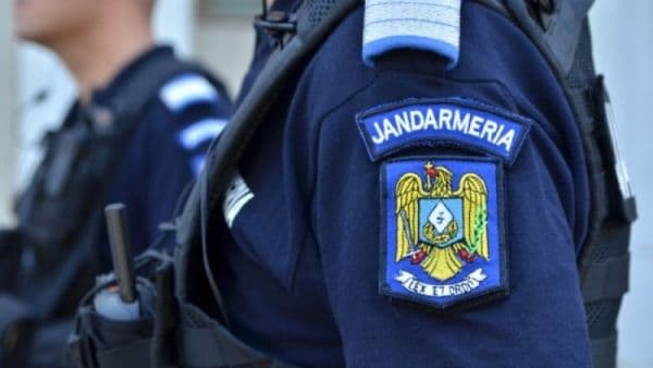Agresorul la jandarmerie, victima la spital! Bărbat cercetat după ce a agresat o altă persoană