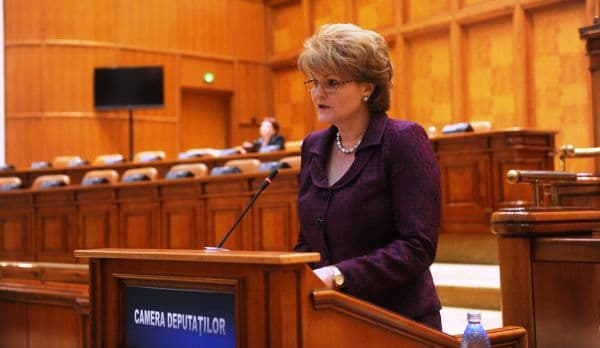 Deputatul PSD Mihaela Huncă lansează în dezbatere publică inițiativa legislativă pentru creșterea numărului orelor de educație fizică în fiecare ciclu