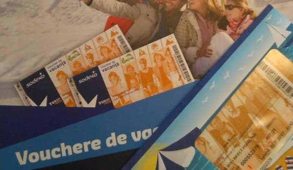 Cine va primi vouchere de vacanţă în 2017. Precizările făcute de ministrul Turismului