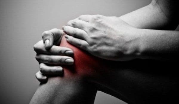Principalele cauze ale durerilor de genunchi. Când mergem la medic?