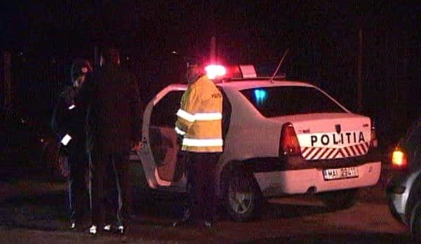 La un pas de tragedie: Și-a luat soţia la palme în maşină și a provocat un accident!
