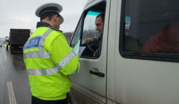 Două zile de razii ale polițiștilor botoșăneni terminate cu zeci de amenzi!
