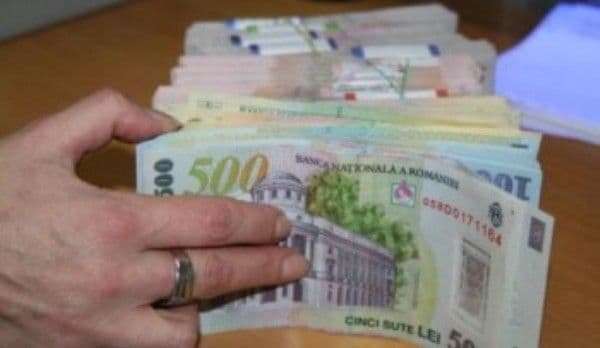 Partidul lui Dan Diaconescu, amendat de AEP cu 80.000 de lei, pentru încălcarea legii finanțării partidelor