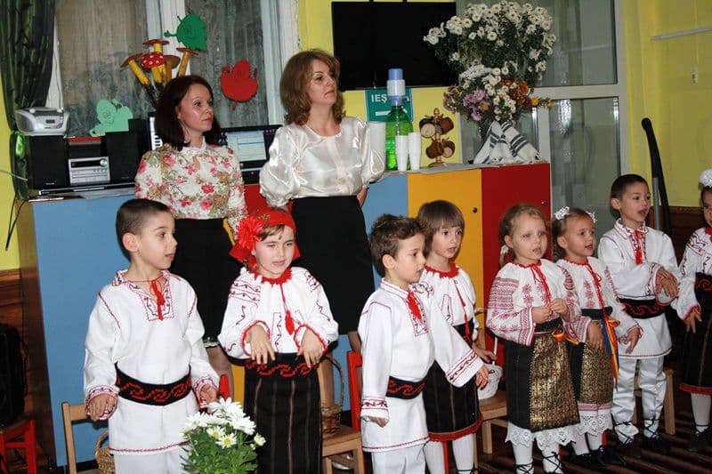 Activitate de evaluare a proiectului tematic „De vorbă cu Zâna Toamna” la Grădinița cu P.P. nr. 6 Dorohoi - FOTO