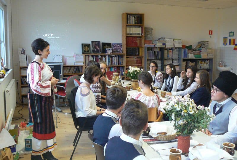 Școala „Cornerstone” Dorohoi - Sadoveanu - Ceahlăul literaturii române.. - FOTO