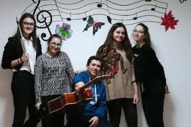 „Cuibul de fo(l)k” din Dorohoi – Laureați ai Festivalului Național Toamna baladelor 2017