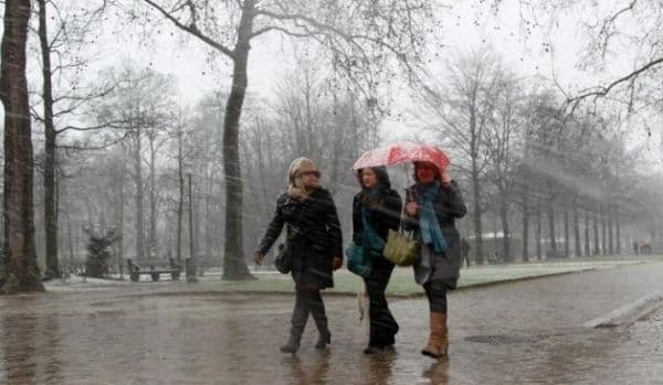 Vremea la începutul săptămânii. Când se întorc ploile și temperaturile scăzute