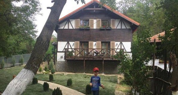 Răsturnare de situație. Copiii Violetei pleacă din casa construită de emisiunea „Visuri la Cheie”