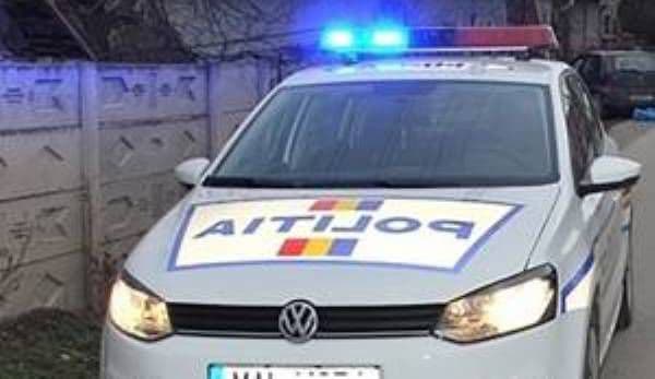 Dosar penal pentru un minor de 16 ani, care circula pe moped fără permis