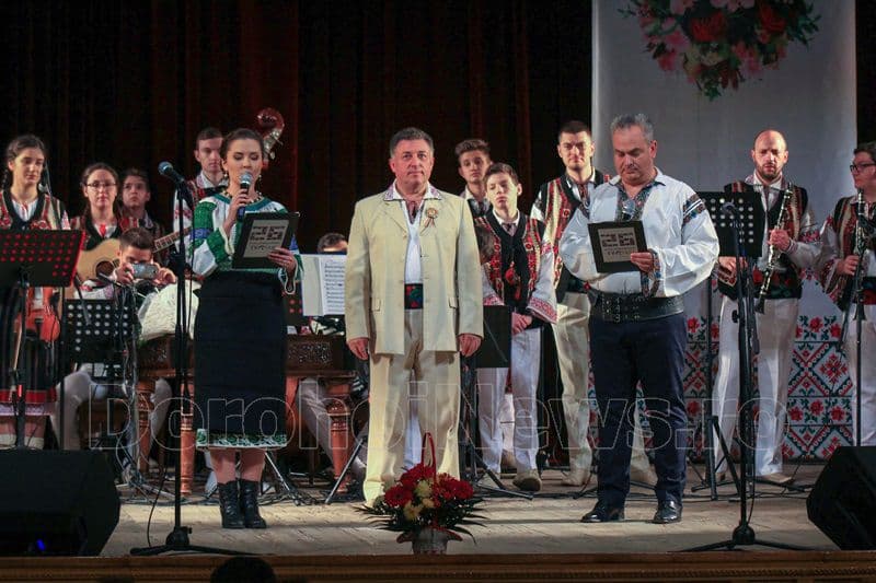Ansamblul folcloric „Mugurelul-Mărgineanca” în spectacol la Cernăuți - FOTO