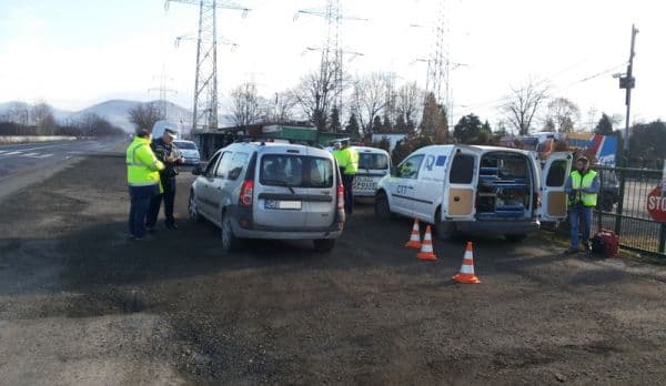 Poliția Rutieră și RAR au realizat o amplă acțiune. Mai mulți șoferi au rămas fără certificate de înmatriculare