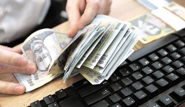 Românii cu credite în lei ar putea scăpa de înfricoșătorul ROBOR