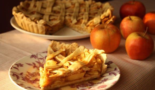 Tartă caramel cu mere