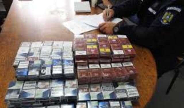 Moldoveancă prinsă de jandarmi cu ţigări de contrabandă