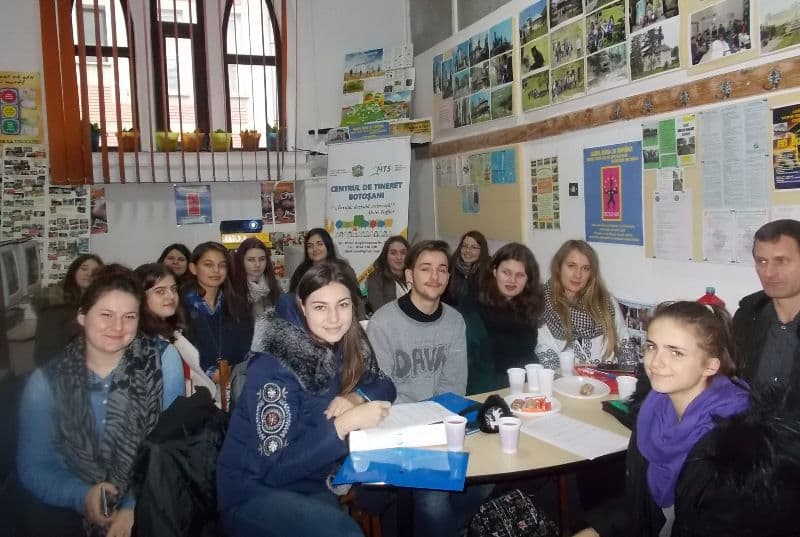 Ziua Internațională a Voluntarilor sărbătorită de DJST Botoșani - FOTO