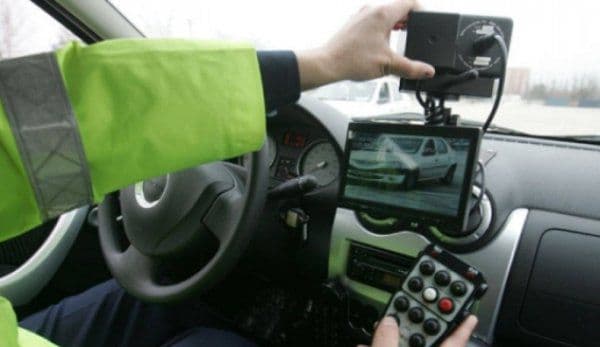Doi șoferi au dat radarul Poliției peste cap! Cu ce viteză circulau pe drumurile județului