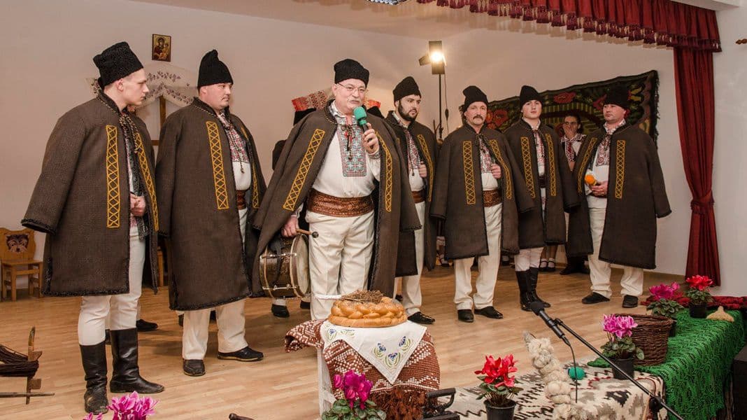 sezatorile iernii la Albesti 010