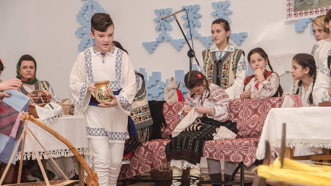 sezatorile iernii la Cordareni 007