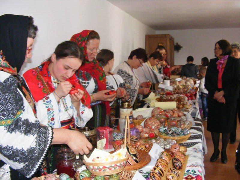 rogojesti-festival-incondeiere-oua