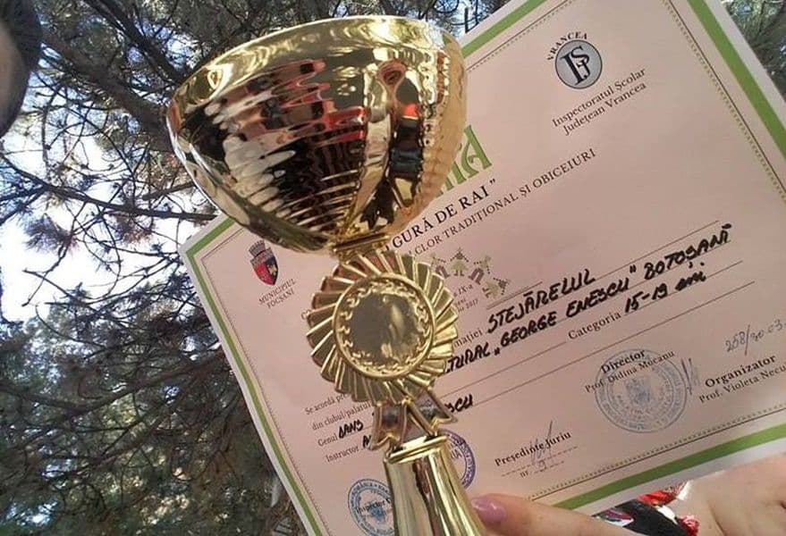 Pe aripi de folclor din Dorohoi 005