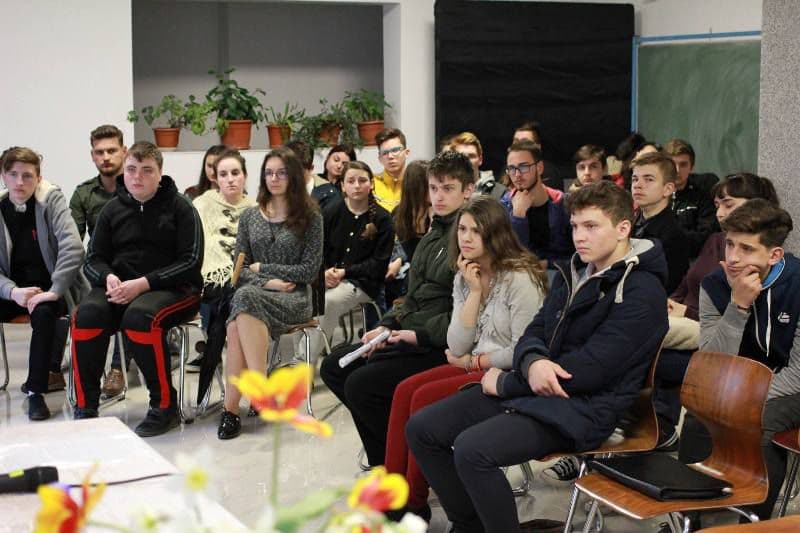 conferinta tineri tineti candela aprinsa pr mihail daniliuc (15)